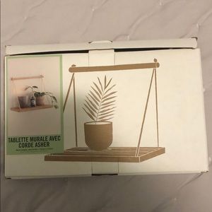 Hanging shelf